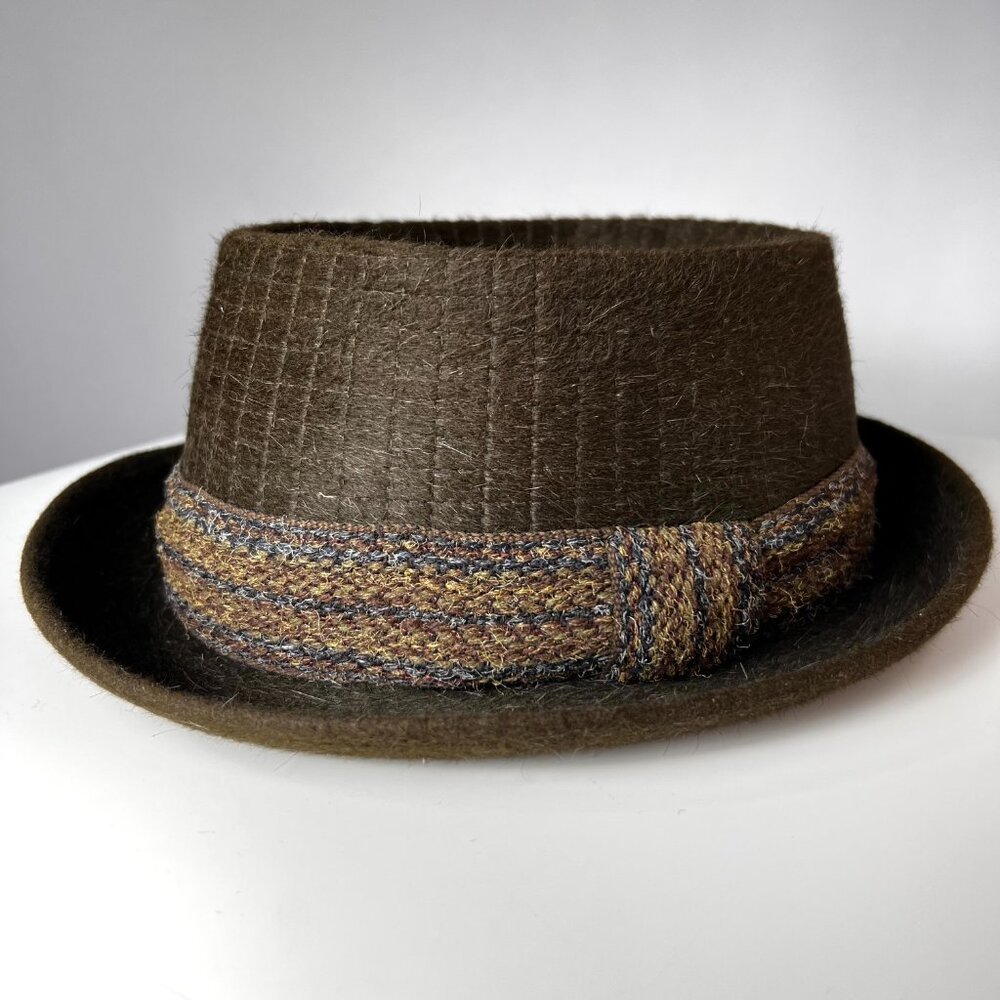 BORSALINO Vintage  Brown‎ Porkpie Hat, textured with Ribbon, Made in Italy